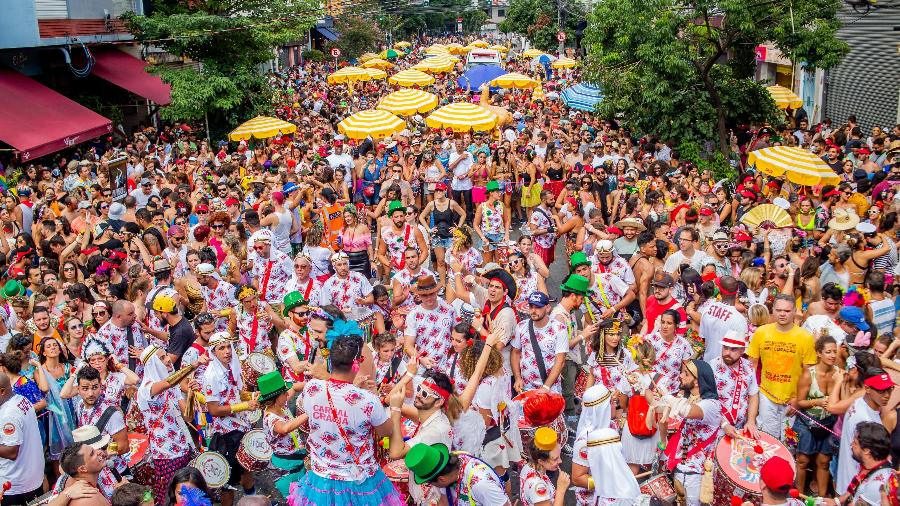 Os 10 Maiores Blocos de Carnaval do Brasil: Tradição, Alegria e Multidões